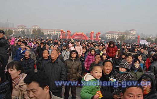 泛亚电竞官网|（图文）许昌市第二届民间文化艺术节暨民间艺术表演大赛开幕董晋平王登喜等出席开幕式(图5)