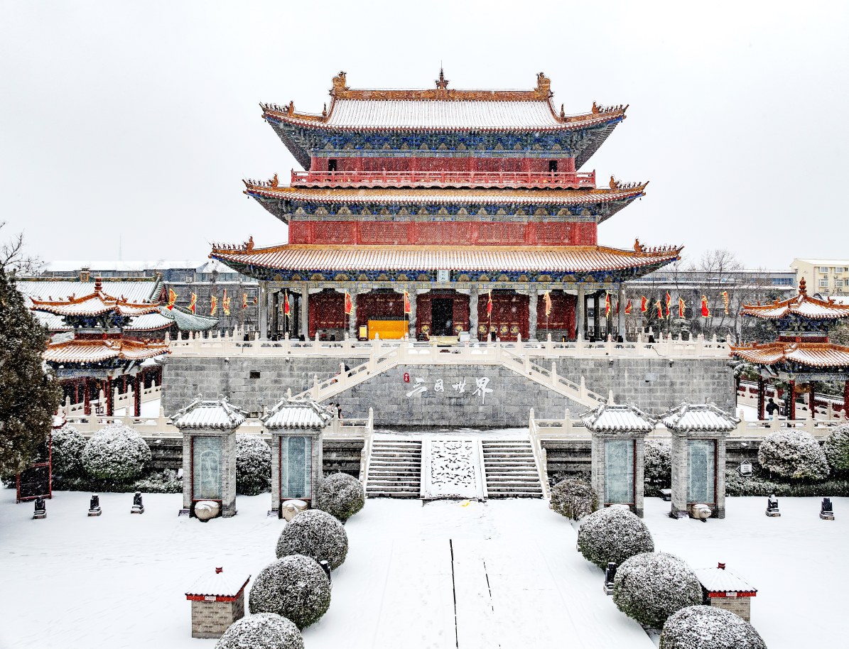 雪落莲城轻似梦